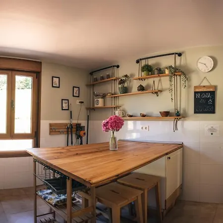 Finca La Naguada Gran Casa Rural En Infiesto * Pilona