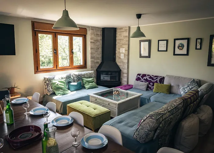 Finca La Naguada Gran Casa Rural En Infiesto *