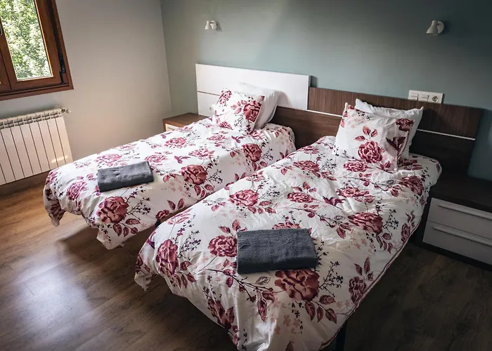 Finca La Naguada Gran Casa Rural En Infiesto Villa *